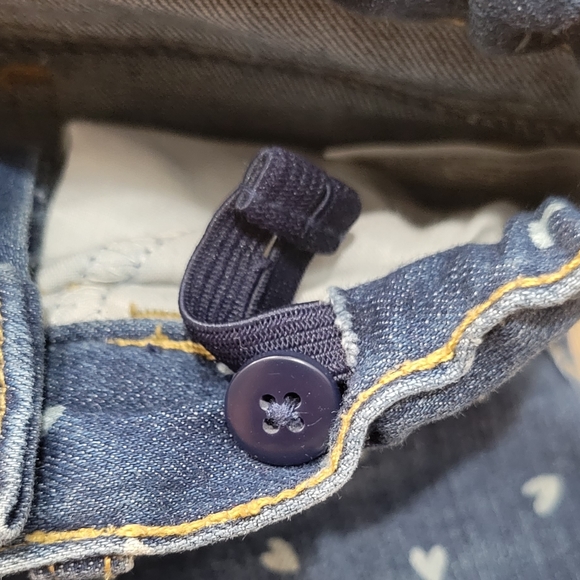 Cat & Jack Denim Skinny Super Stretch Jeans, Heart Print, 2T - Picture 5 of 8